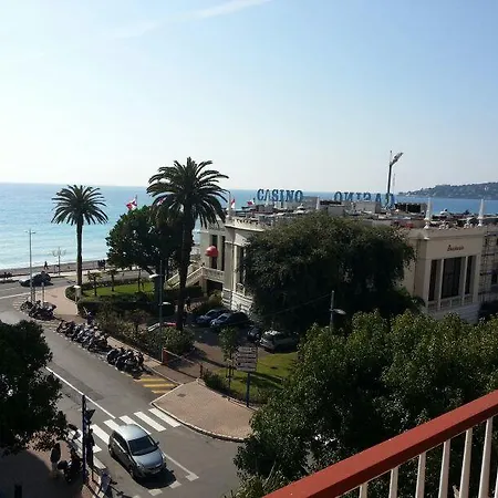 Apartament 3 Bedroom Flat/water View