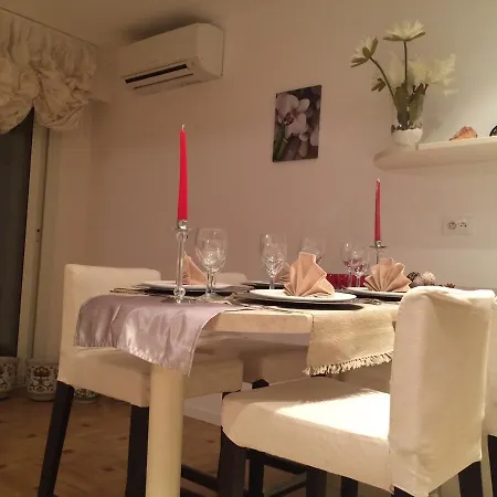 3 Bedroom Flat/water View Mentona